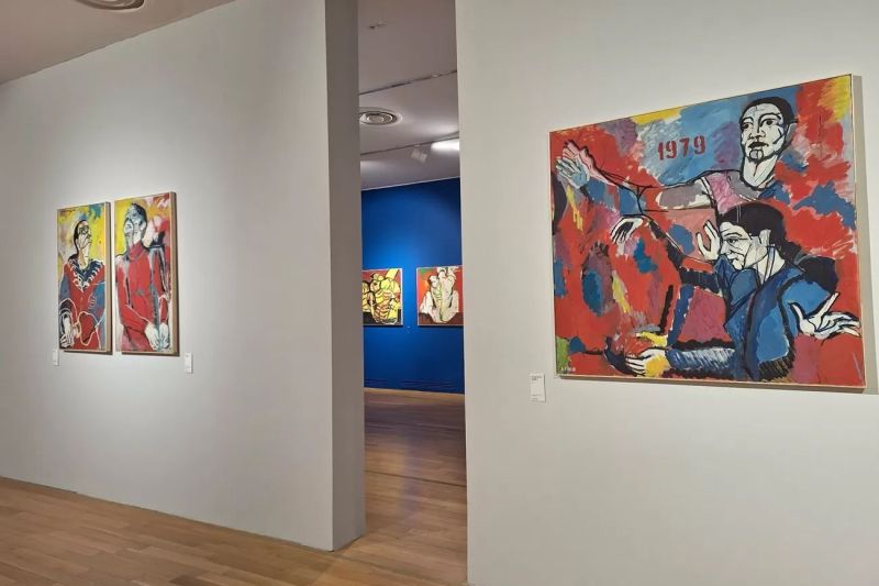 Sculpturile lui Jens Trimpin, pictura Anielei Firon și ceramica Lilianei Basarab, în noul sezon de la MNAC/ galerie foto