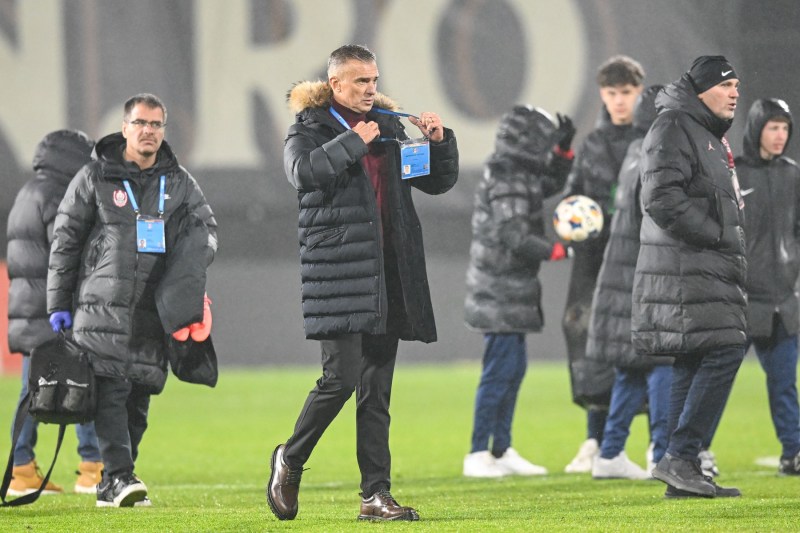 SuperLiga: Daniel Pancu, primul meci după obținerea licenței PRO: „Nu se schimbă lucrurile”. Ce spune antrenorul de la CFR Cluj despre șansele la play-off