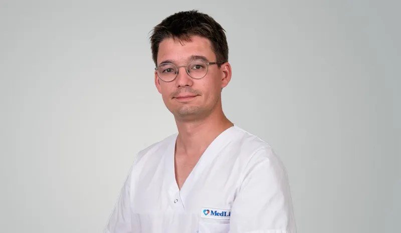 Cancer colorectal înainte de 50 de ani: dr. Victor Nimirceag, oncolog MedLife, explică semnele care nu trebuie ignorate