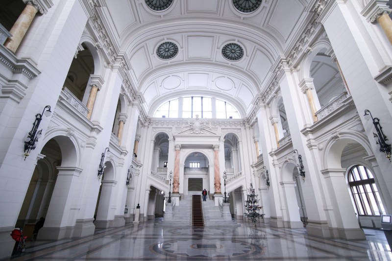 Curtea de Apel București, interior. Foto: Cateyeperspective / Dreamstime