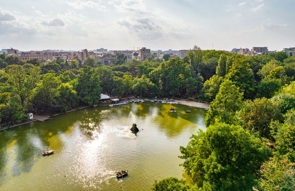 Parcul Cișmigiu. Foto: Sergiy Palamarchuk / Dreamstime