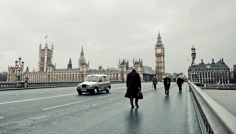 „Marea retragere”. Românii părăsesc Marea Britanie într-un număr mai mare decât alte naționalități din UE / „Le spuneam că sunt rus pentru a crea o impresie mai bună”