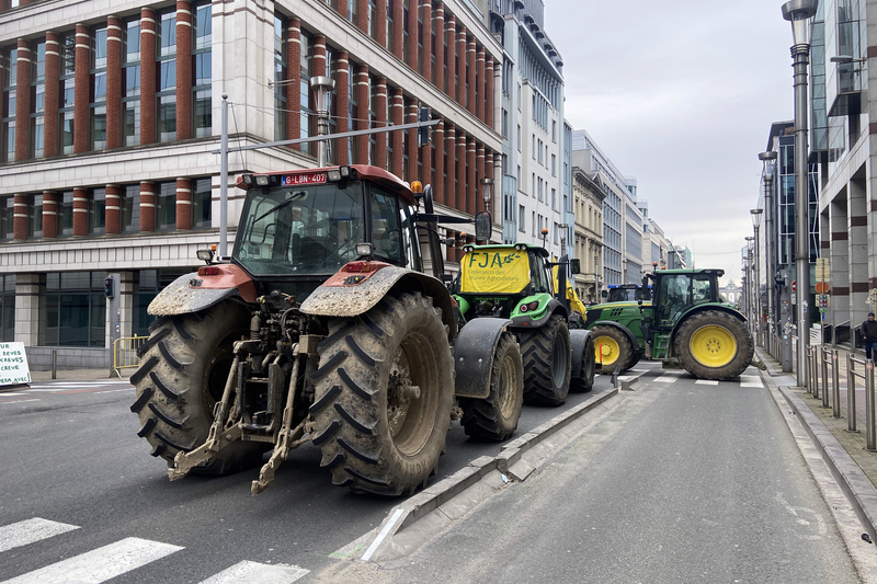 Fermierii români reuniți în Forumul APPR au participat la protestele de la Bruxelles și îi cer președintelui Nicușor Dan să nu mai susțină Acordul UE-Mercosur 