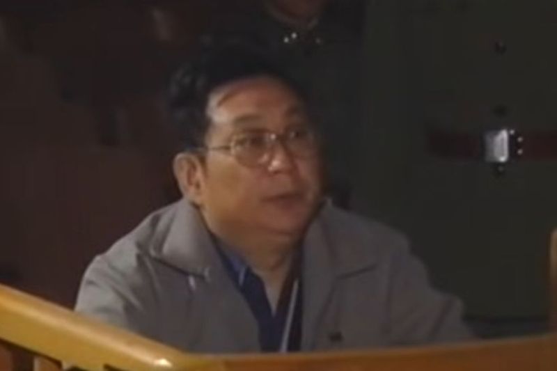 Imagini rare care confirmă „legenda” generalului chinez ce a sfidat ordinele de a reprima protestele pro-democrație din Piața Tiananmen