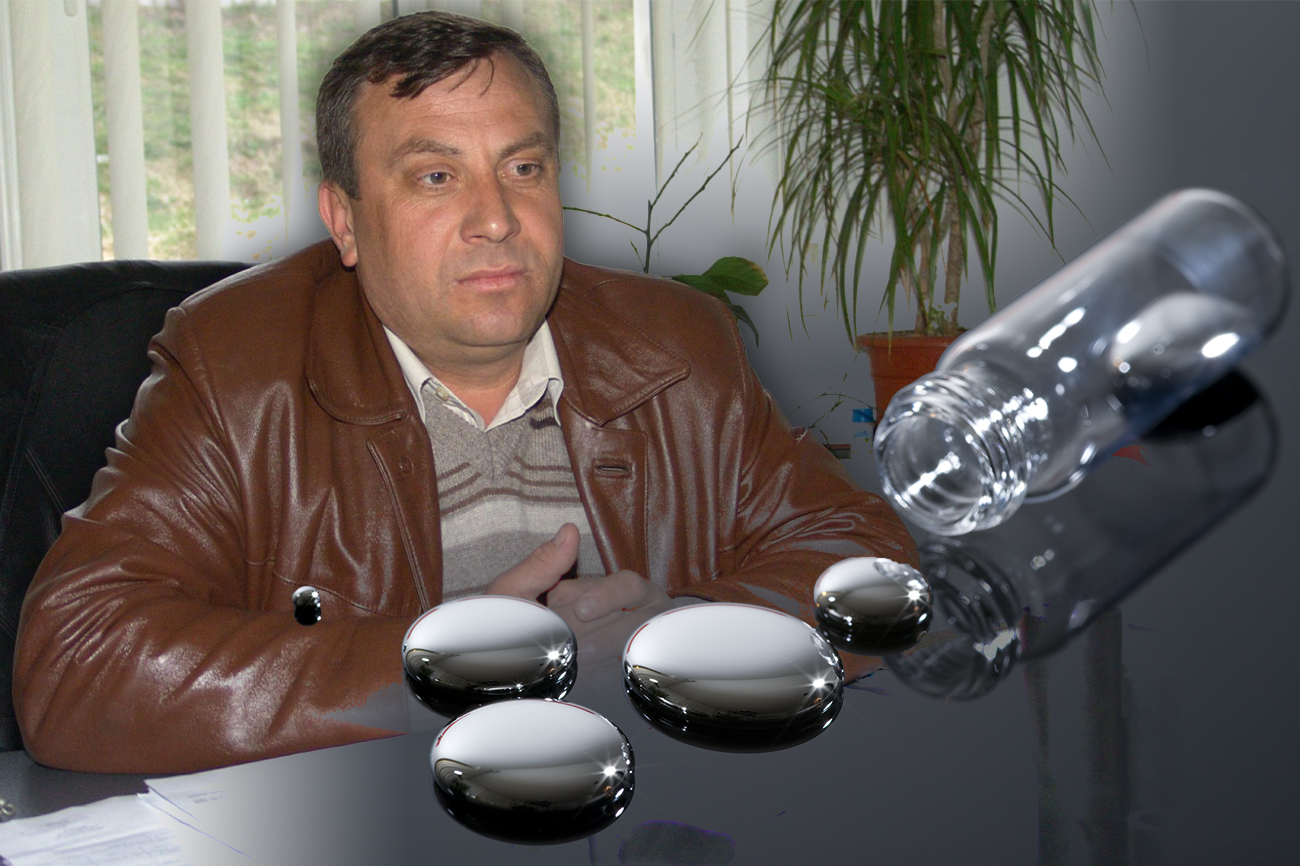 Un primar din Vaslui a cheltuit peste 70.000 de lei din bugetul primăriei pe analize medicale, susținând că o angajată l-a otrăvit cu o substanță rară. Despre ce e vorba