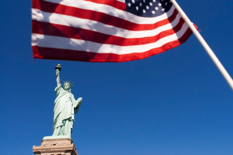 Agenția Vamală din SUA vrea să le verifice turiștilor care intră în țară postările din ultimii 5 ani