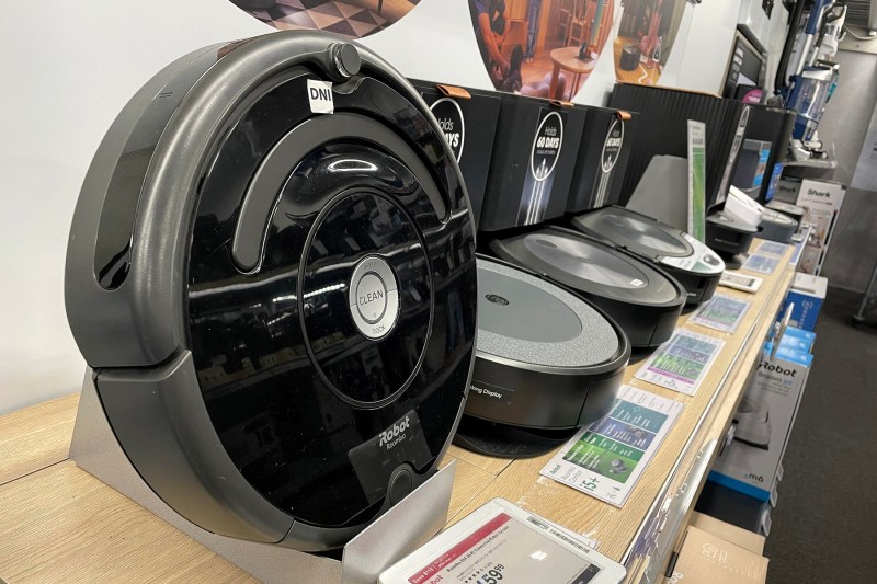 Producătorul celebrelor aspiratoare Roomba a intrat în faliment