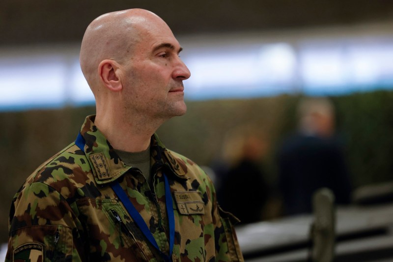 Elveția nu se poate apăra împotriva unui atac pe scară largă și mai are nevoie de cel puțin 25 de ani ca să fie pregătită, spune chiar șeful armatei