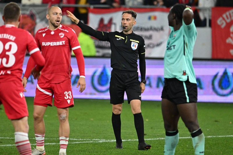 SuperLiga: Arbitrii delegați la meciurile de sâmbătă, din etapa 21