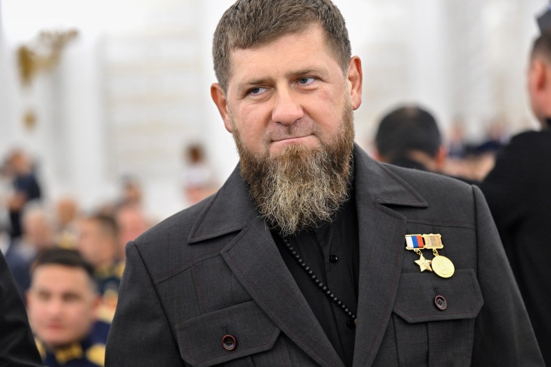 Ramzan Kadîrov, spitalizat de urgență înainte de o ședință importantă de la Moscova. „Abia l-au resuscitat”