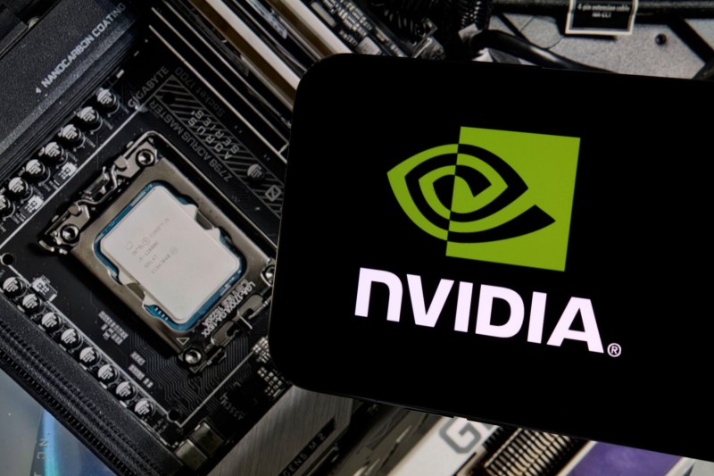 SUA sunt gata să facă un compromis în privința cipului Nvidia mai bun decât orice procesor produs în China. „Dar statul chinez e condus de paranoia și mândrie”