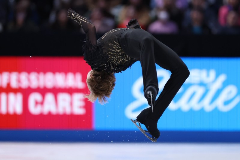 Record absolut. VIDEO. Ilia Malinin, primul patinator din istorie care reușește șapte sărituri cvadruple într-un program