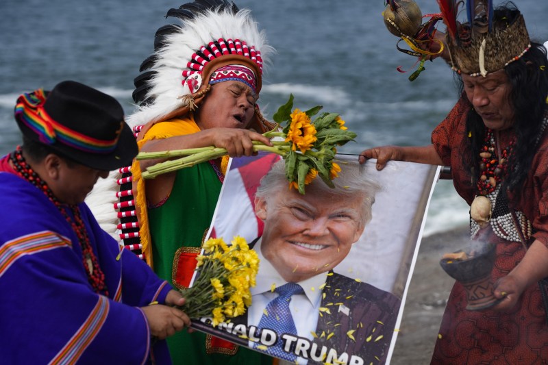 Şamanii din Peru prezic că în 2026 Trump se va îmbolnăvi și revin cu o premoniție pentru războiul din Ucraina