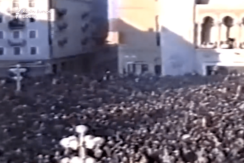 „Ceaușescu cine ești, criminal din Scornicești”