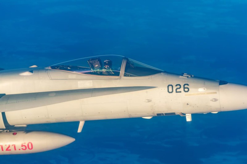 Nicușor Dan publică înregistrarea dintre turnul de control și pilotul de pe Spartan, dinainte ca avioanele elvețiene F-18 să escorteze aeronava președintelui  / Șeful statului spune că e un „atac” la adresa credibilității României – AUDIO