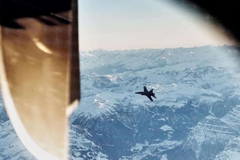 ULTIMA ORĂ Nicușor Dan publică înregistrarea dintre turnul de control și pilotul de pe Spartan, dinainte ca avioanele elvețiene F-18 să escorteze aeronava președintelui  / Șeful statului denunță un „atac” la adresa credibilității României – AUDIO