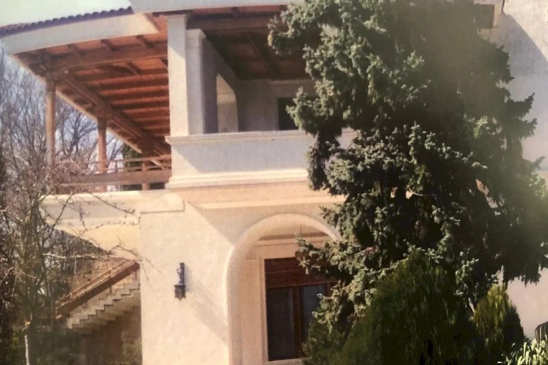 Palatul prezidențial din Neptun, unde soții Ceaușescu fugeau vara și de unde conduceau țara.  Secretele faimoasei vile, dezvăluite de arhitectul care a proiectat-o