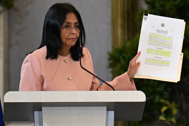 Vicepreședinta Venezuelei, ieșire publică în care îl contrazice pe Trump / „Gașca lui Maduro e încă la putere” – avertisment de la un venezuelean din exil