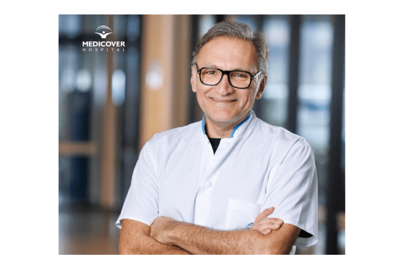 Chirurgia robotică prinde amploare la Spitalul Medicover Cluj: 412 intervenții doar în 2025