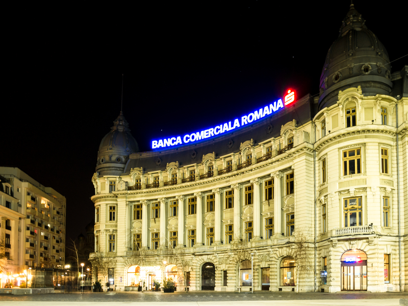 Una dintre cele mai cunoscute clădiri din București a fost scoasă la vânzare