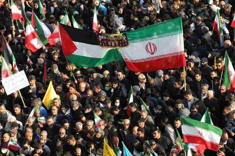 Un oficial iranian anunță pentru prima dată un număr masiv de morți în urma manifestațiilor / De ce regimul rezistă însă, în ciuda crizei care zguduie țara