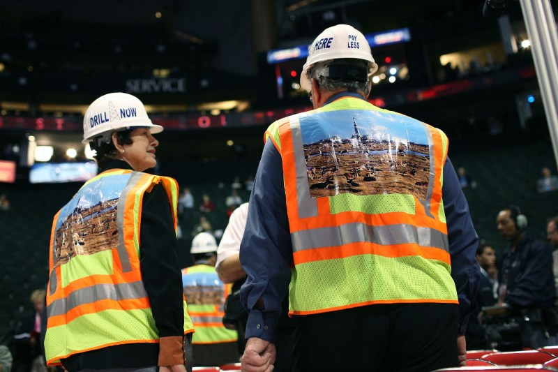 Capitala petrolieră a SUA freamătă de entuziasm: Un nou El Dorado al „aurului negru” s-a deschis, iar nume precum Halliburton vor să ia parte la acțiune