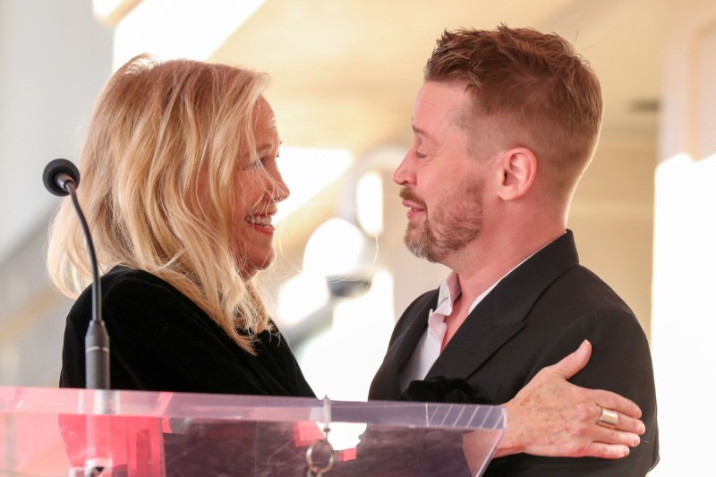 Macaulay Culkin, mesaj emoționant după moartea actriței Catherine O’Hara, „mama” sa din filmele „Singur acasă”