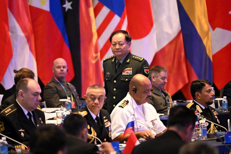 „Epurare” la vârful armatei Chinei: SUA monitorizează „cu interes” căderea răsunătoare a celor mai puternici generali ai lui Xi