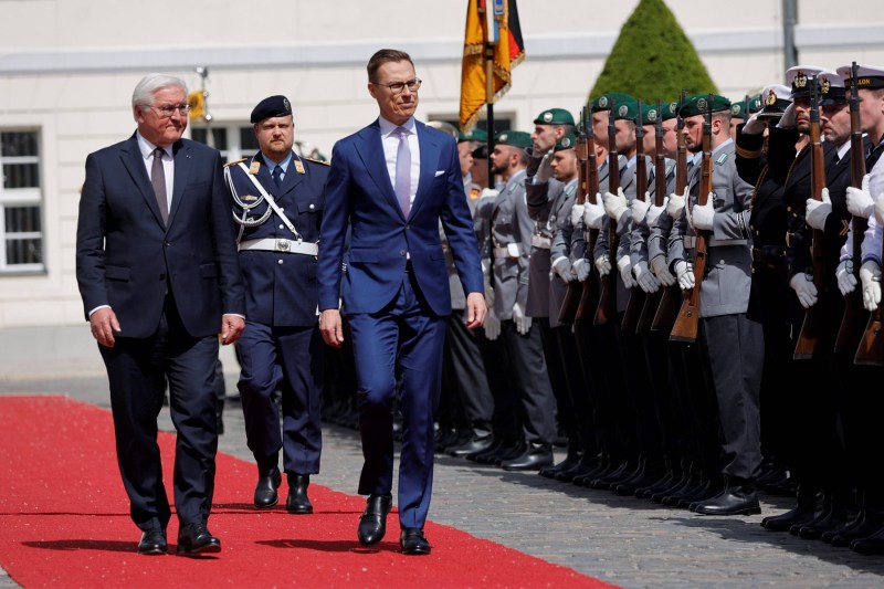 VIDEO Președintele unei țări NATO care se învecinează cu Rusia afirmă că Europa se poate apăra și fără americani. „Noi putem mobiliza 280.000 de soldați în câteva săptămâni”