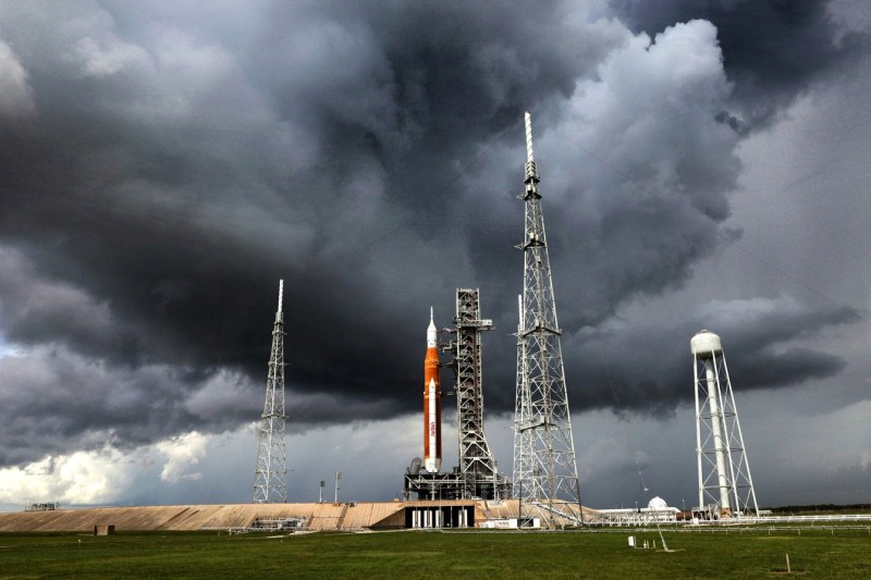 Misiunea către Lună cu echipaj uman, posibilă din 6 februarie. Care sunt procedurile preconizate de NASA