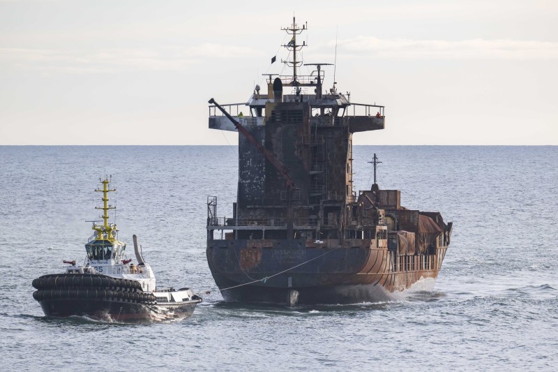 Căpitanul rus care a intrat cu nava într-un petrolier al SUA n-a făcut „absolut nimic” pentru a evita coliziunea, afirmă procurorii