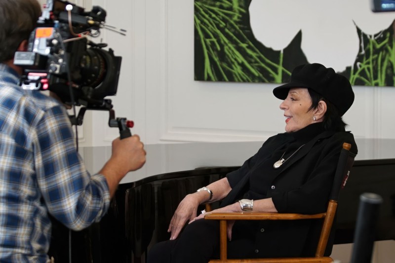 Liza Minnelli a scos o nouă piesă surprinzătoare, după o absență de 13 ani: „Am crezut întotdeauna că muzica este despre adevăr emoțional”