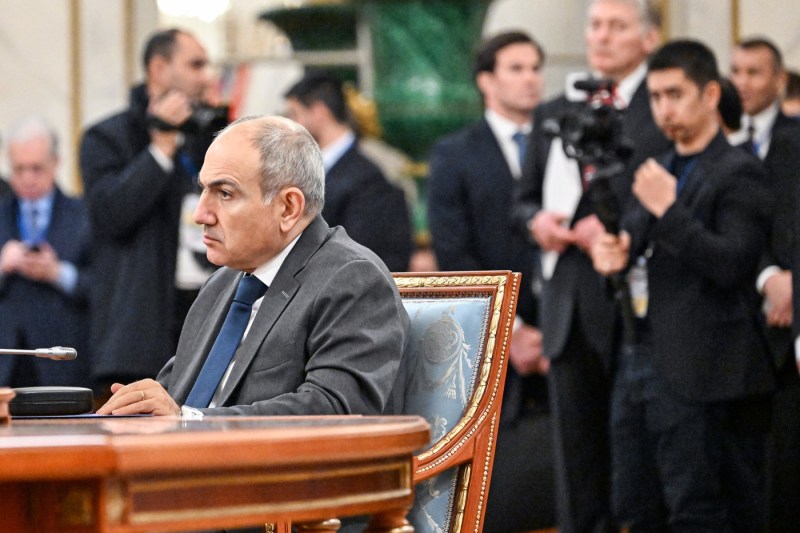 Două state care s-au aflat în război au convenit să-și integreze sistemele energetice