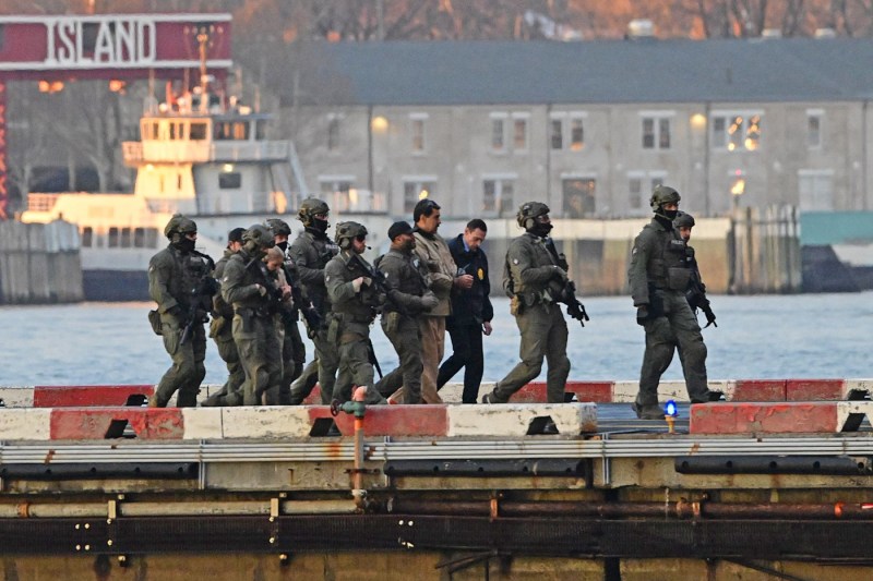 Ce avocat îl va reprezenta în instanță pe Nicolas Maduro. A mai reprezentat clienți importanți cu acuzații similare