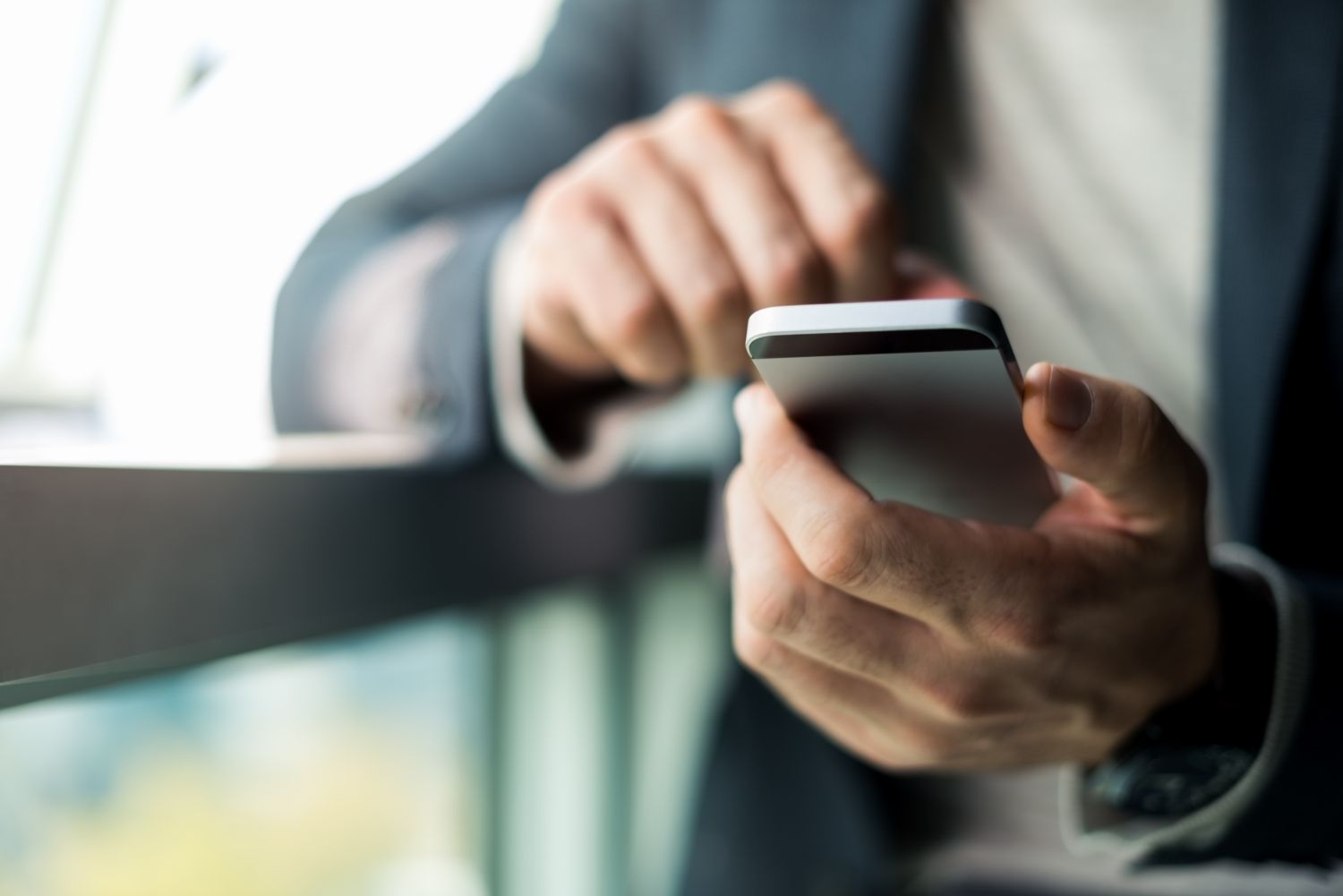 Ce personalitate importantă a României obișnuia să spună la telefon: „Te voi insulta: bravo, ai făcut ceva bun” Ce personalitate importantă a României obișnuia să spună la telefon: „Te voi insulta: bravo, ai făcut ceva bun”