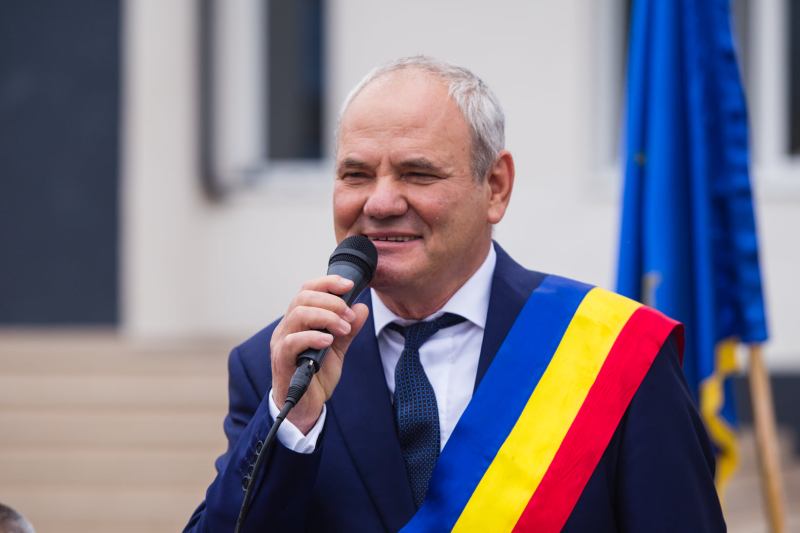Petru Iștoc, primarul comunei Cleja. Foto: Facebook