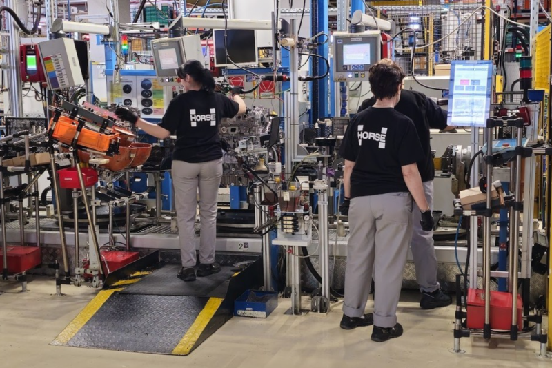 Dacia va primi un motor revoluționar, care consumă 3,3 litri/100 km