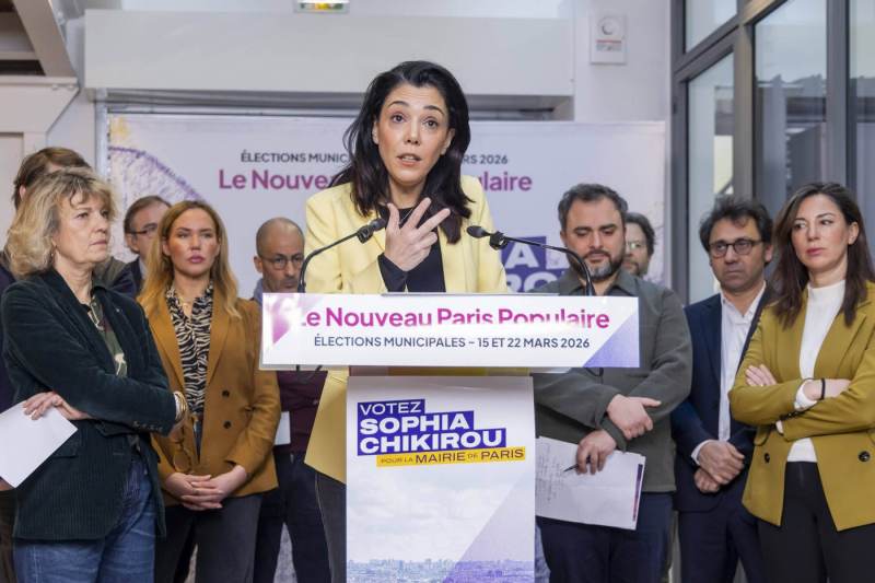 O politiciană a stângii radicale din Franța iritată de glumele unei comediante a făcut referire la o metodă de asasinat. Consilierii ei spun că a fost o glumă