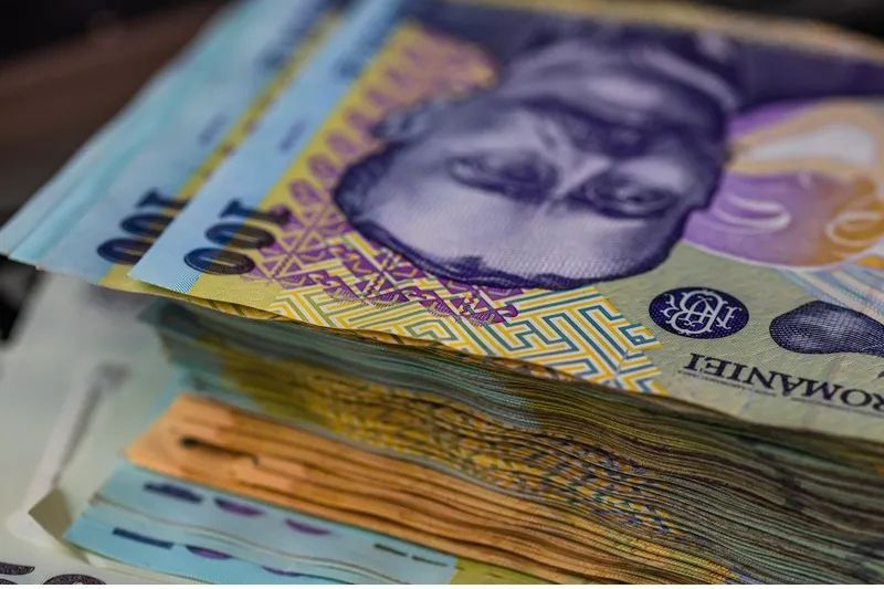 FNGCIMM: Firmele care au luat finanțare IMM INVEST și IMM INVEST PLUS își pot prelungi și refinanța soldul creditelor