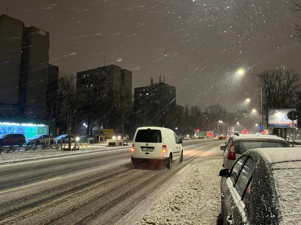 București se află sub cod portocaliu de viscol până miercuri, 18 februarie, ora 12.00 Foto: HotNews