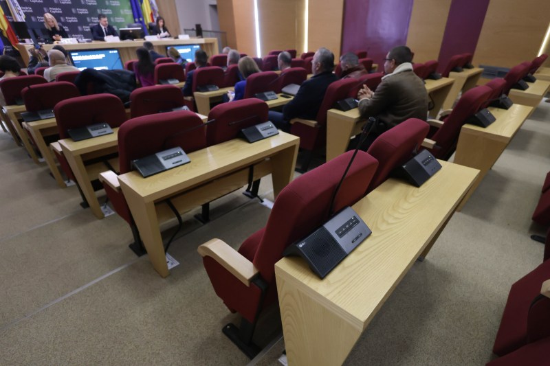 Ciprian Ciucu, boicotat de consilierii PSD, AUR și PUSL în Consiliul General. Primarul  spune că este „un șiretlic”