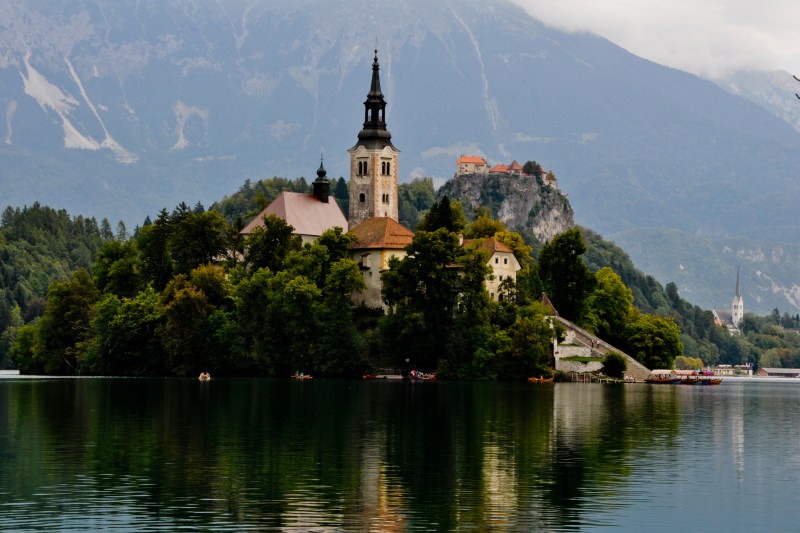 Mărturia unui scriitor ucrainean: „Am fost o lună în Slovenia și e un paradis. Toți se plângeau de țara lor”. Cum să dispară nemulțumirile