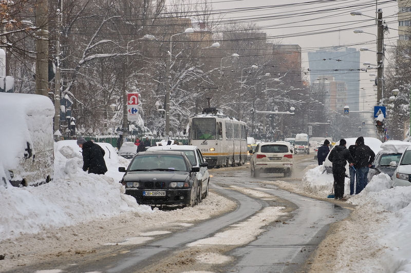 Vremea se schimbă radical după episodul de viscol: În ce regiuni din România urcă temperaturile la 15 grade și unde se menține gerul