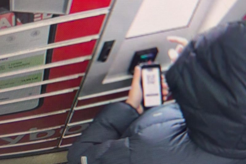 Păcăleală pe OLX. Cum funcționa metoda „AWB dublu” pusă în practică de doi frați din Craiova