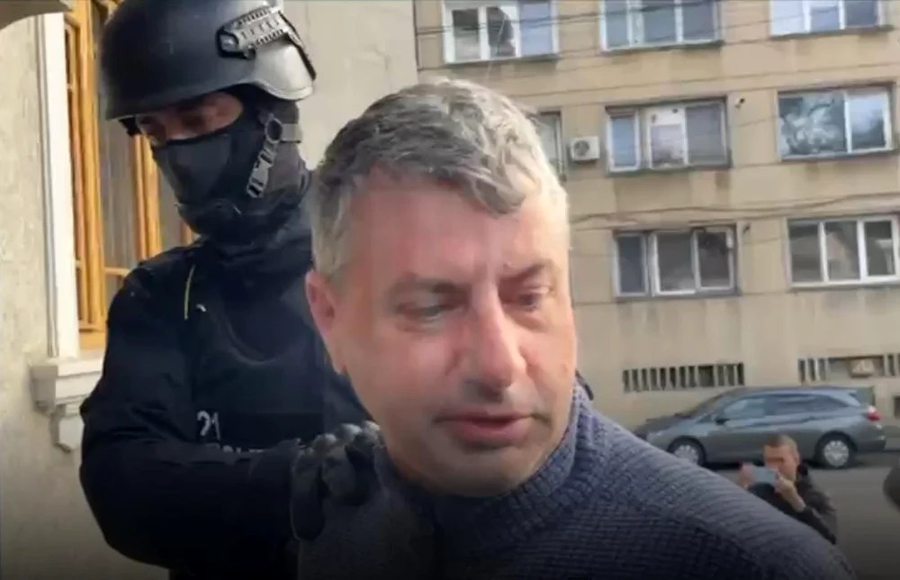 Închisoare pe viaţă pentru bărbatul din Iaşi