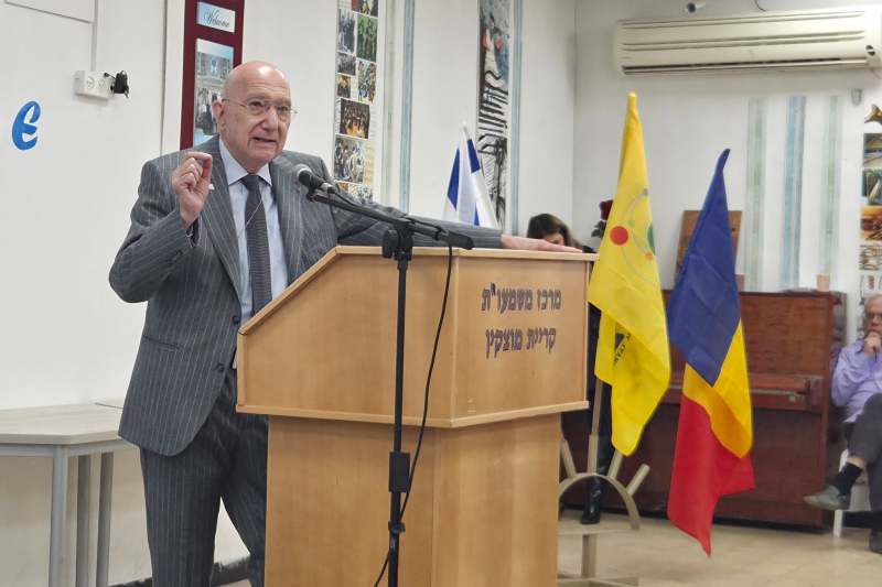 România a început repatrierea voluntară a personalului neesențial de la ambasada din Israel