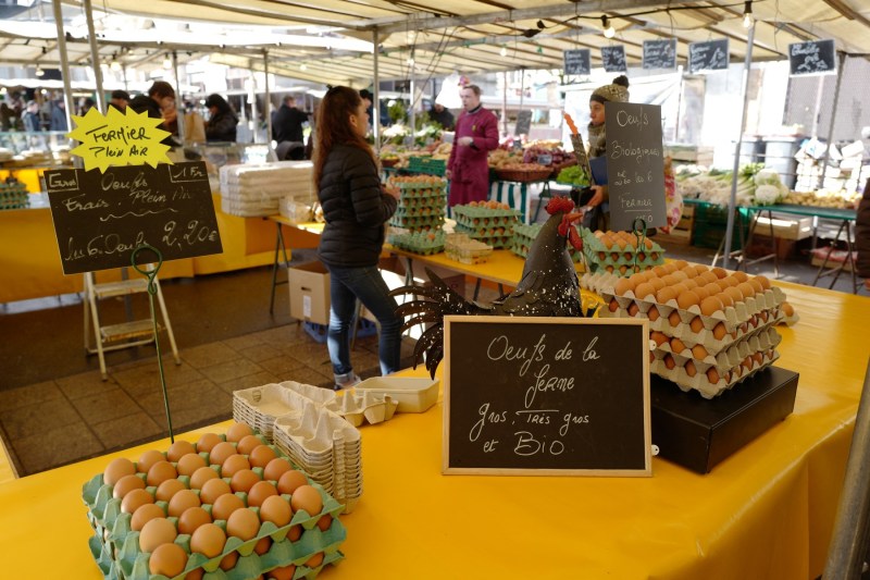 Francezii și-au găsit refugiul gastronomic într-un versatil aliment. Cererea a explodat pentru regele proteinelor ieftine, oul