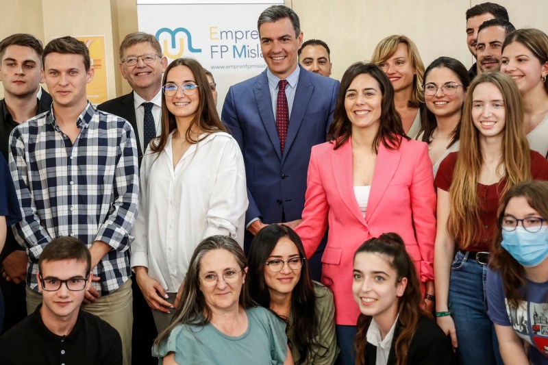 Încă o mare țară europeană anunță că va interzice accesul minorilor la rețelele de socializare: „Îi vom proteja de Vestul Sălbatic digital”. De la ce vârstă se va aplica restricția