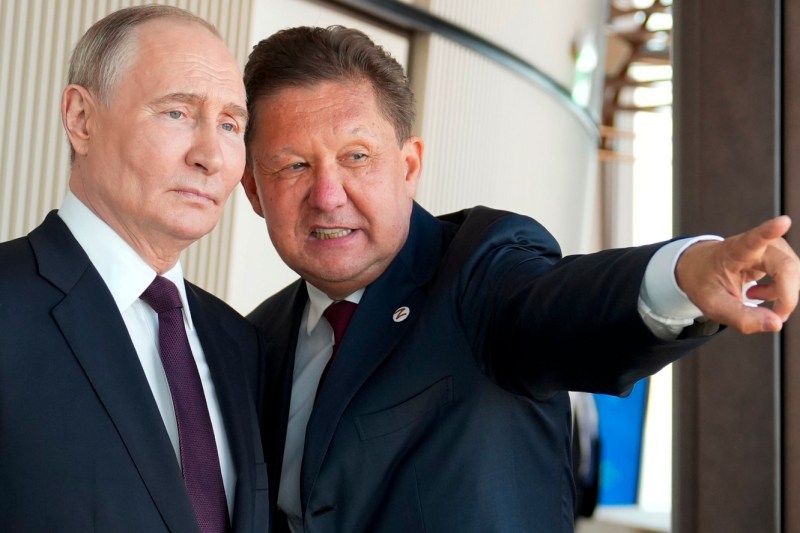 Alexei Miller, șef la Gazprom pentru încă cinci ani. El conduce compania de când e Putin la putere