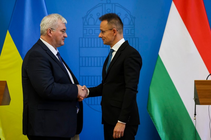 Kievul ironizează Budapesta, după un atac al Rusiei asupra conductei ce transportă țiței rusesc: „Să se adreseze «prietenilor» lor de la Moscova” / Replica lui Peter Szijjarto